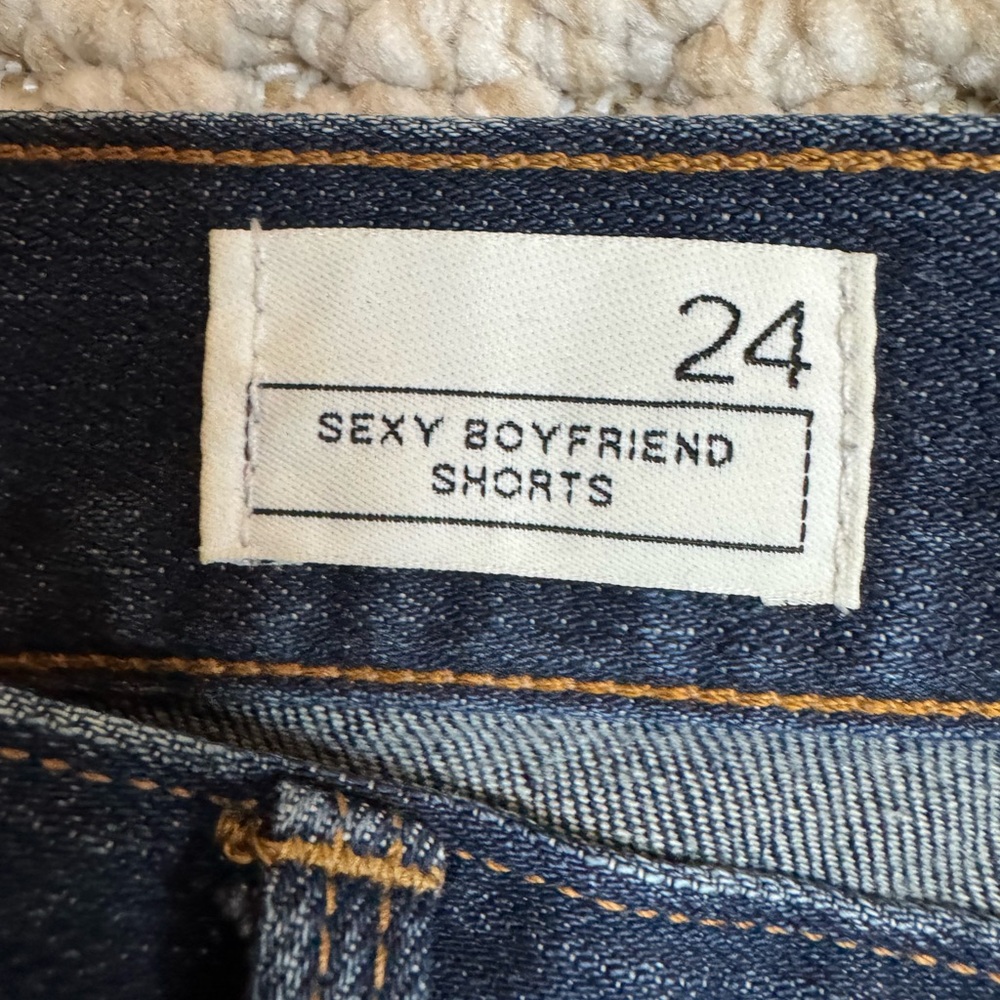 GAP Sexy Boyfriend Jean Shorts (Size 24) - Picture 3 of 4